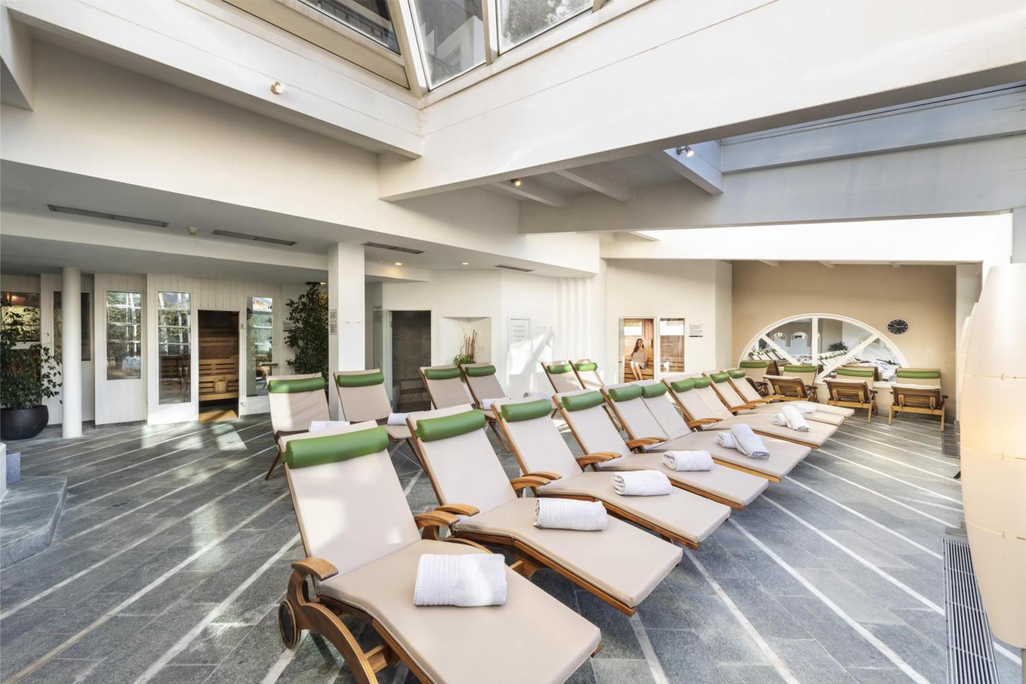 Ferien & Wellnesshotel Windschar Brunico Exterior photo